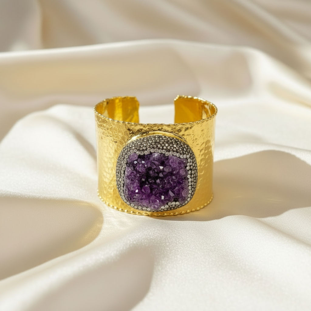 Capri Amethyst Druzy Cuff Bracelet – Hammered 18k Gold Statement Bracelet