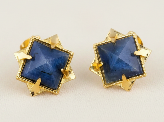 Capri Blue Kyanite Pyramid Stud Earrings – 24k Gold Vermeil