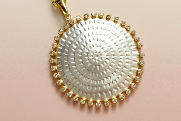 Sterling Silver - White Topaz Medallion Pendant Chain Necklace
